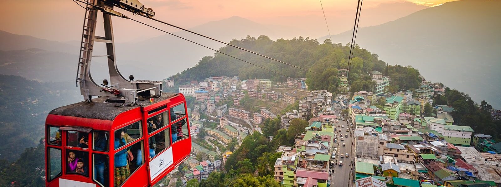 4 Night 5 Days Gangtok & Darjeeling Tour Package